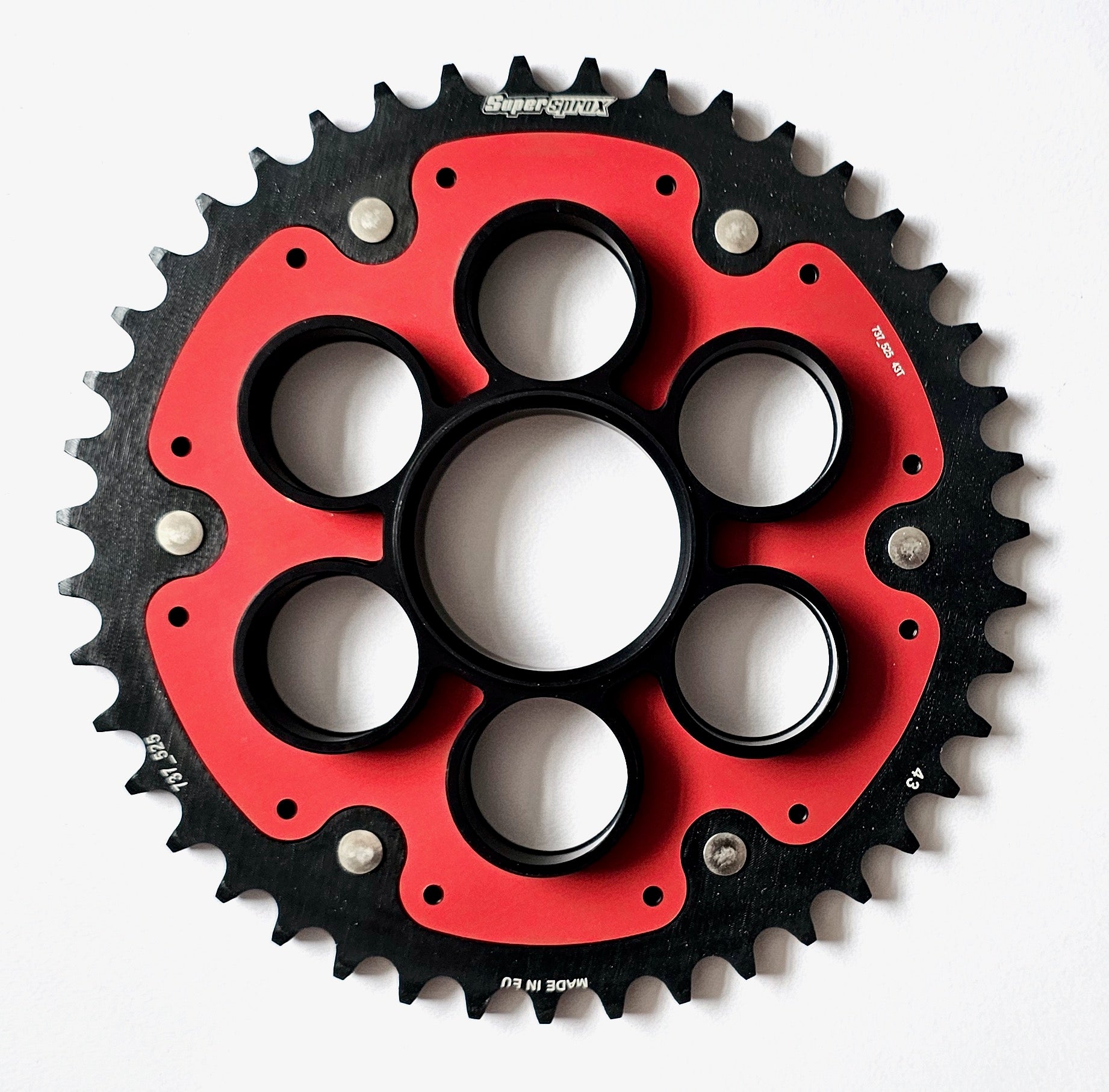 Supersprox Edge Stealth Rear Sprocket RSA-737_525:43